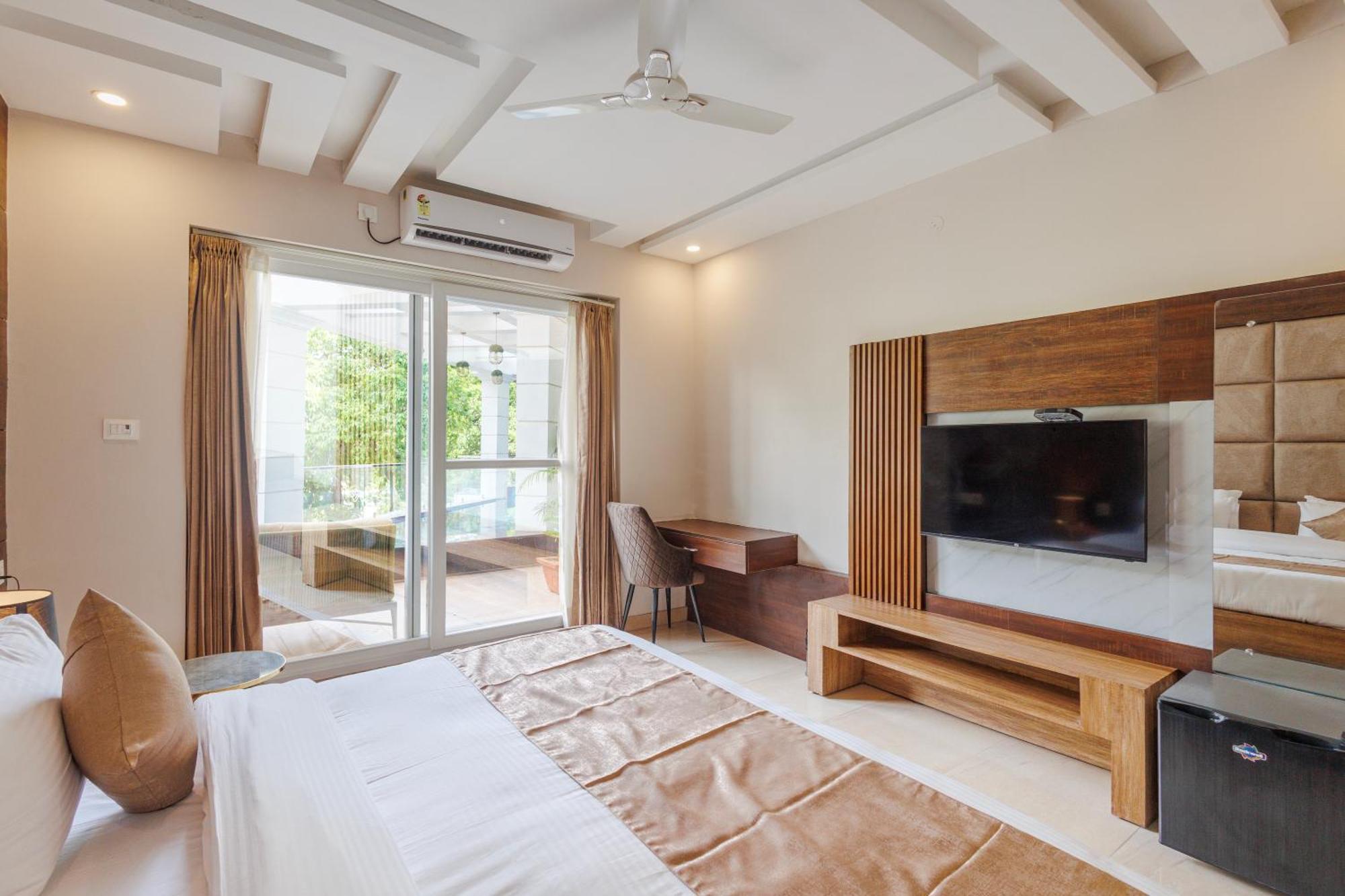 Stone Wood Hotel, Рішикеш Екстер'єр фото
